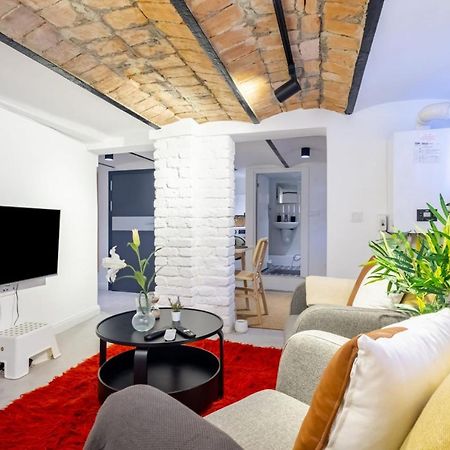 Vibrant Flat 5 Minutes Walk To Istiklal In Beyoglu Apartment Istanbul Exterior photo